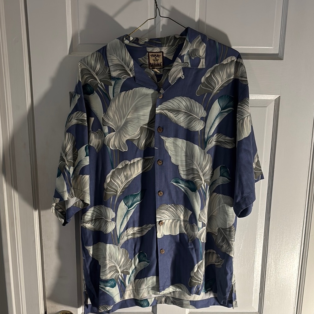 Tommy Bahama Blue and White Casual Button Down Shirt